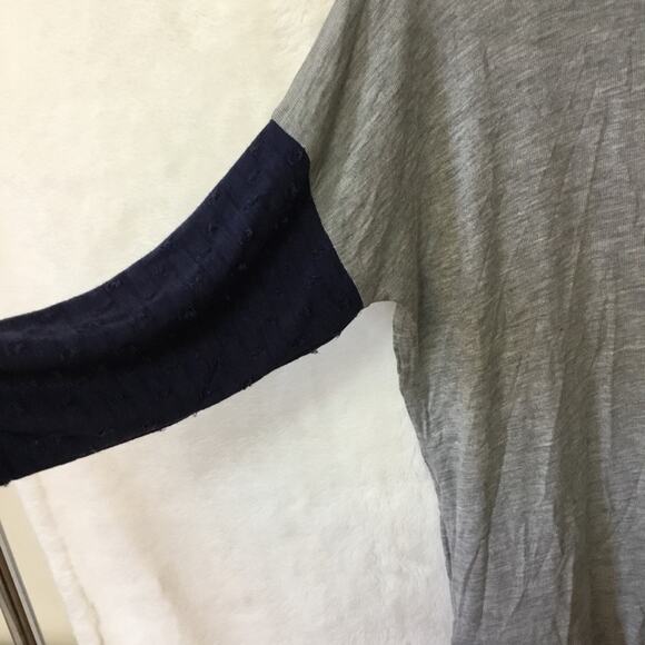Gray Navy Lightweight Knit Distress Detailing Top - Picture 8 of 12
